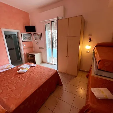 Dei Fiori - Sul Mare Con Piscina