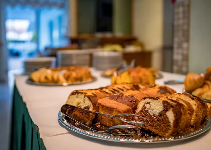 Dei Fiori - Sul Mare Con Piscina 3*