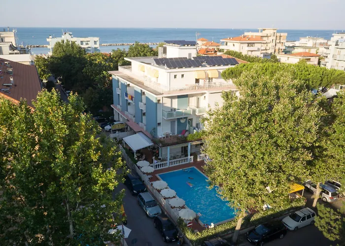 Dei Fiori - Sul Mare Con Piscina Szálloda