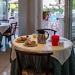 호텔 Dei Fiori - Sul Mare Con Piscina