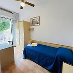 Dei Fiori - Sul Mare Con Piscina Hotel