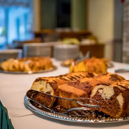 Dei Fiori - Sul Mare Con Piscina فندق 3*