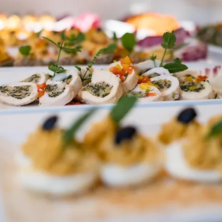 Dei Fiori - Sul Mare Con Piscina 3* Viserbella di Rimini