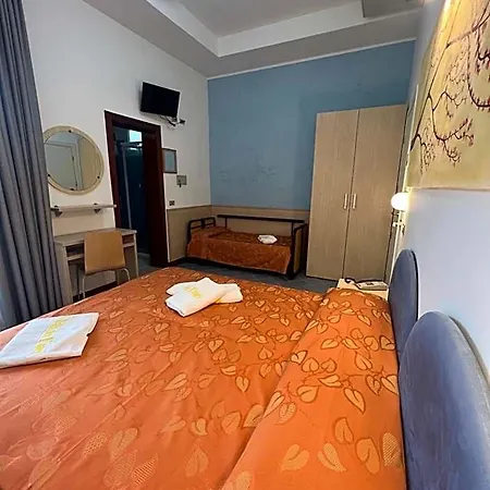 Dei Fiori - Sul Mare Con Piscina 3*