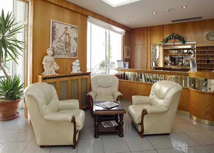 Dei Fiori - Sul Mare Con Piscina 3*