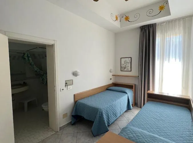Dei Fiori - Sul Mare Con Piscina Viserbella di Rimini