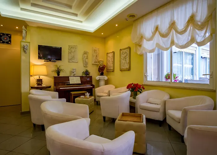 Dei Fiori - Sul Mare Con Piscina 3* Viserbella di Rimini