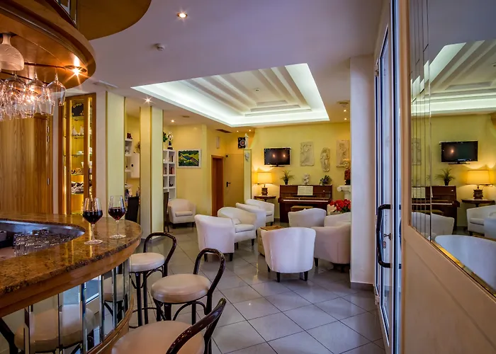 Dei Fiori - Sul Mare Con Piscina Viserbella di Rimini