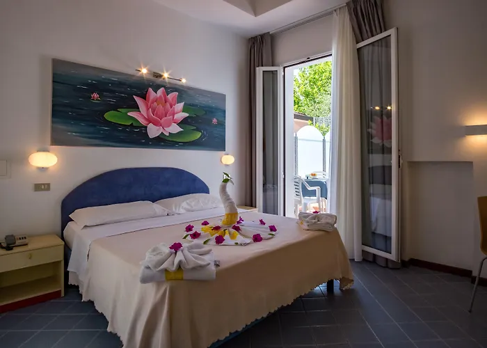 Dei Fiori - Sul Mare Con Piscina 3*